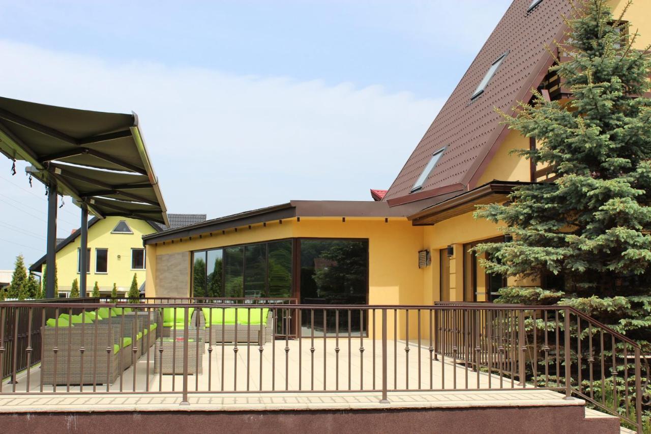 Vila Trapez Săcele Exterior photo